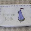 handbag - let your heart bloom